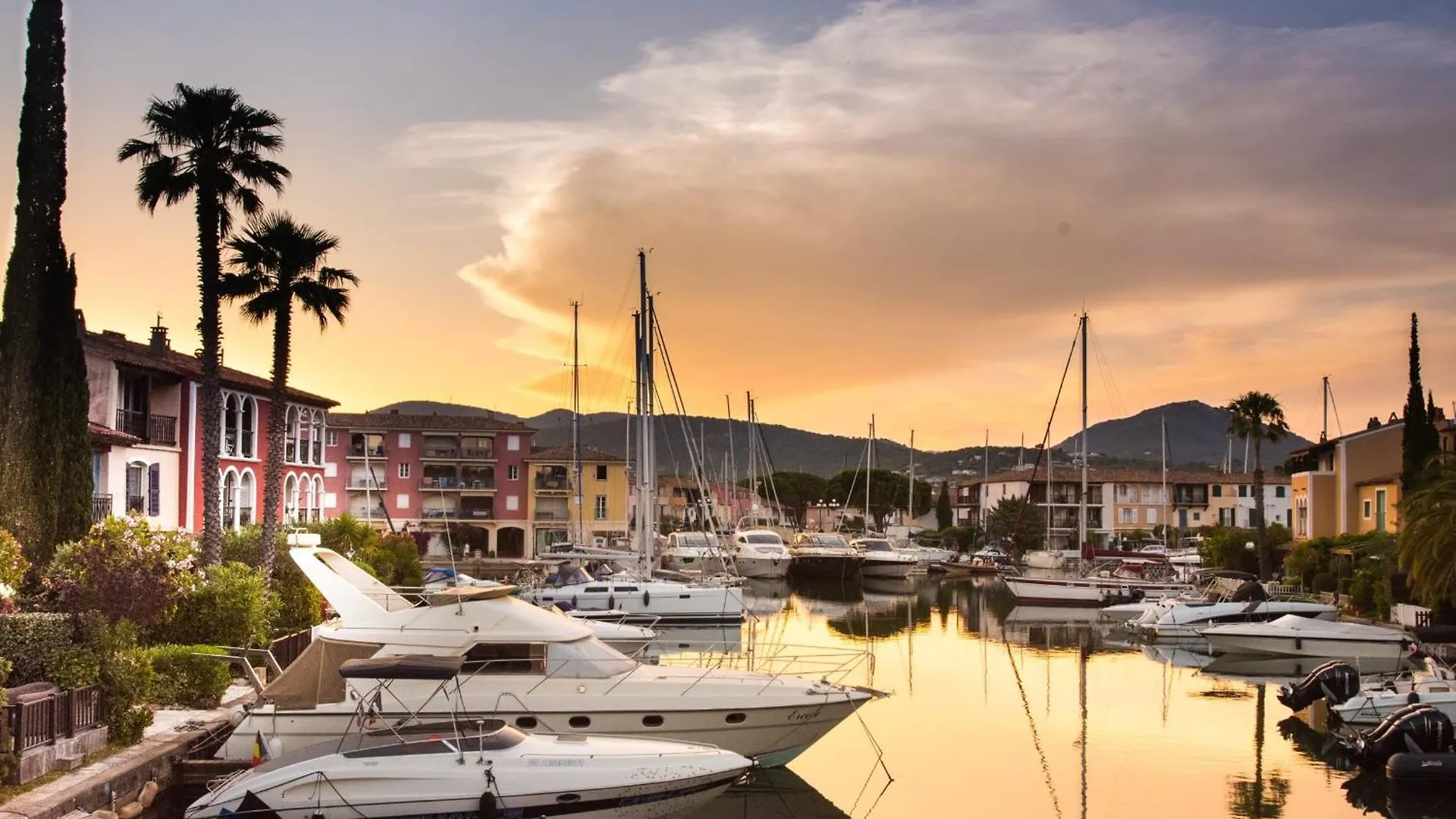 3-Room Apartment Renovated In Port Grimaud South - Ac - Mooring 0*,  France